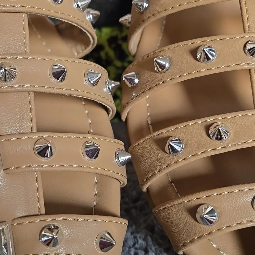 Cape Robbin Nude/Tan Studded Gladiator Sandals Sz9